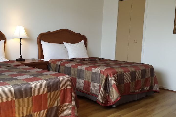 Room 20 of 53
