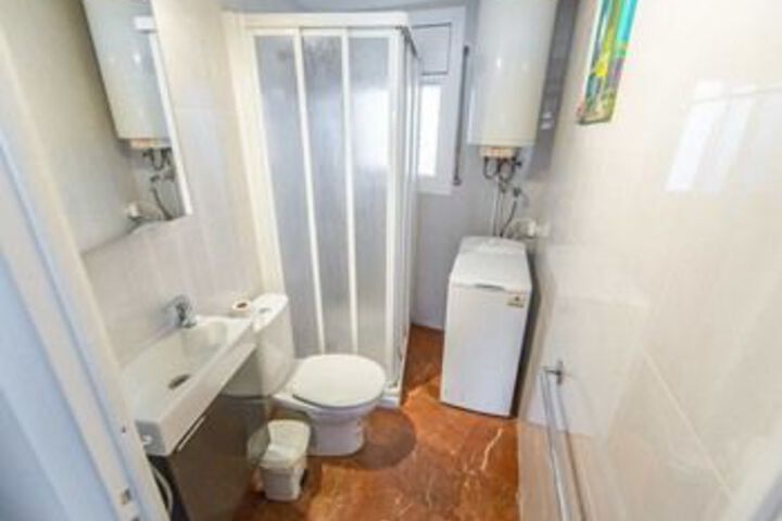 Room 4 of 29