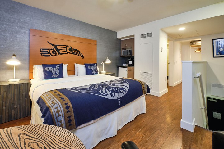 Room 21 of 108