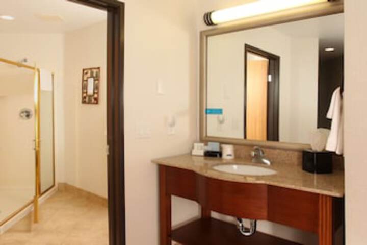 Room 154 of 261