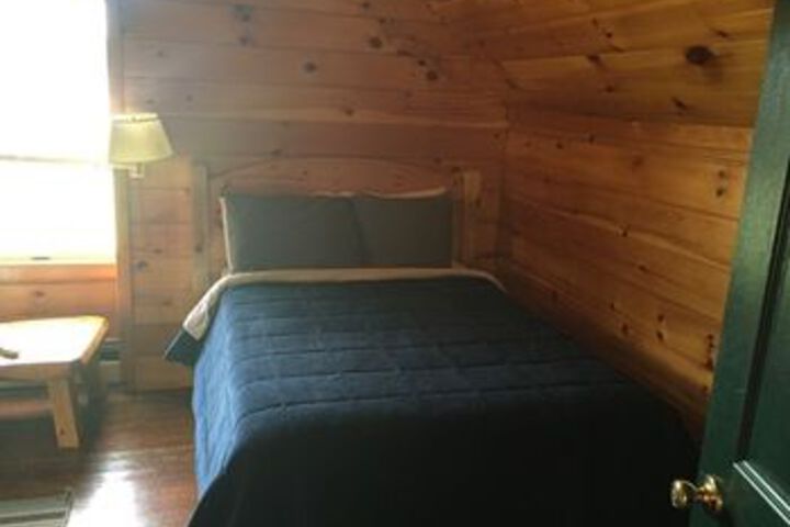 Room 9 of 21