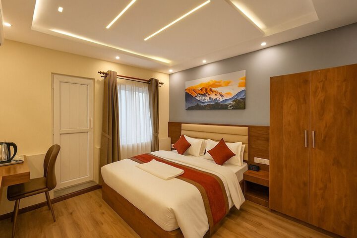 Room 7 of 38
