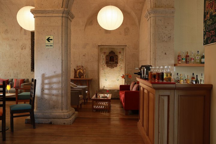 Snack bar