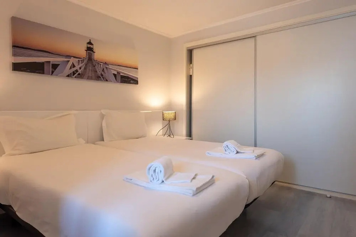 Room 6 of 23