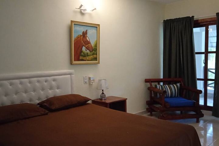 Room 3 of 52