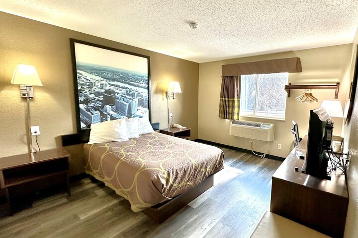Standard Double Bed (3 of 22)