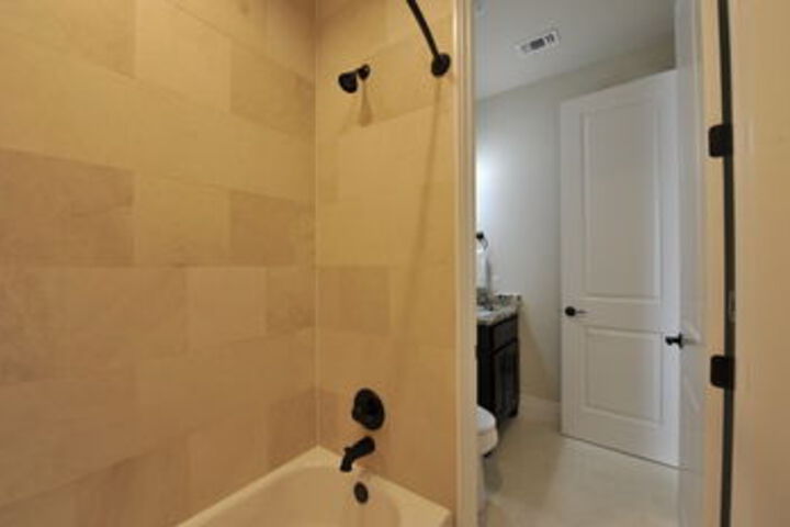 Room 5 of 14