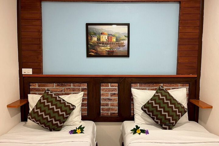 Room 14 of 37