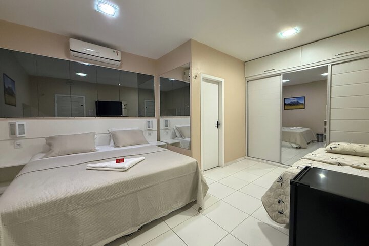 Room 42 of 76