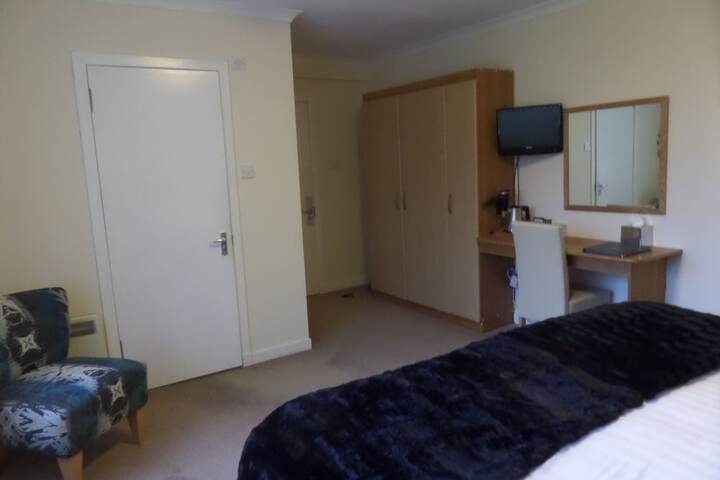 Room 7 of 47
