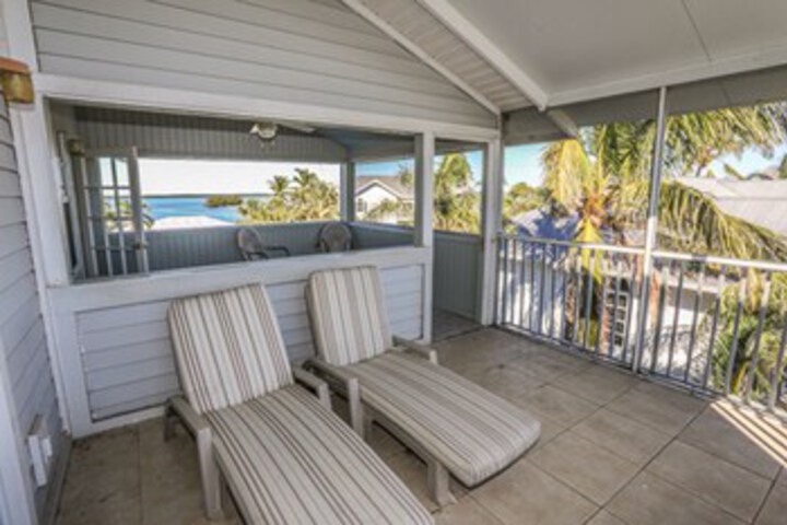 Terrace/Patio 4 of 37
