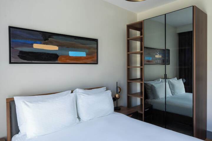 Room 21 of 74