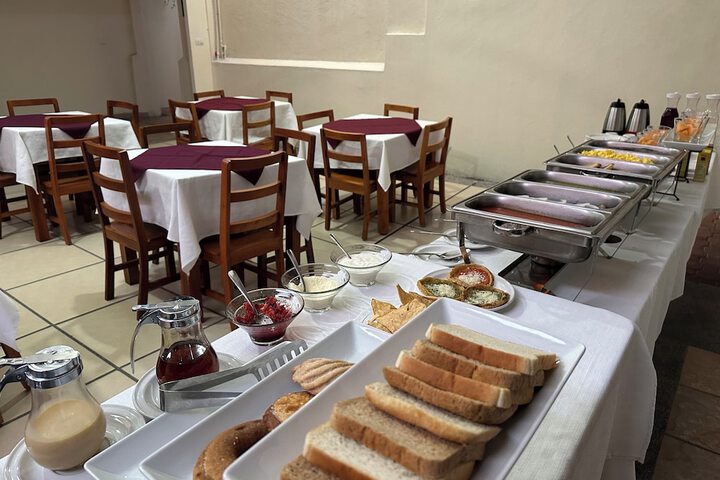 Breakfast/Coffee Service 32 of 33