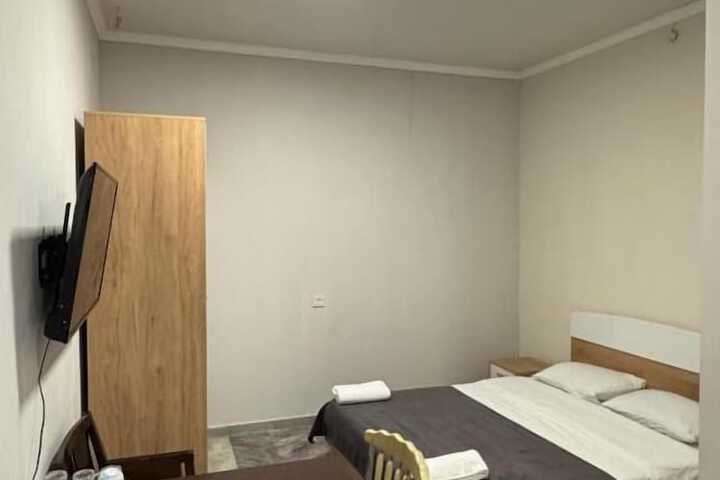 Room 2 of 30