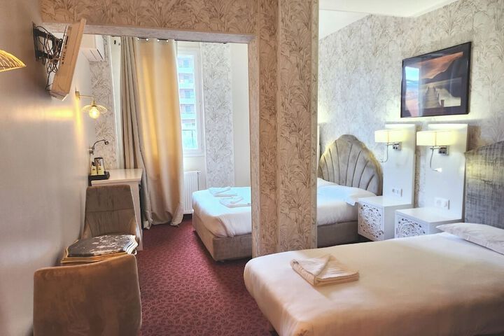 Room 21 of 118
