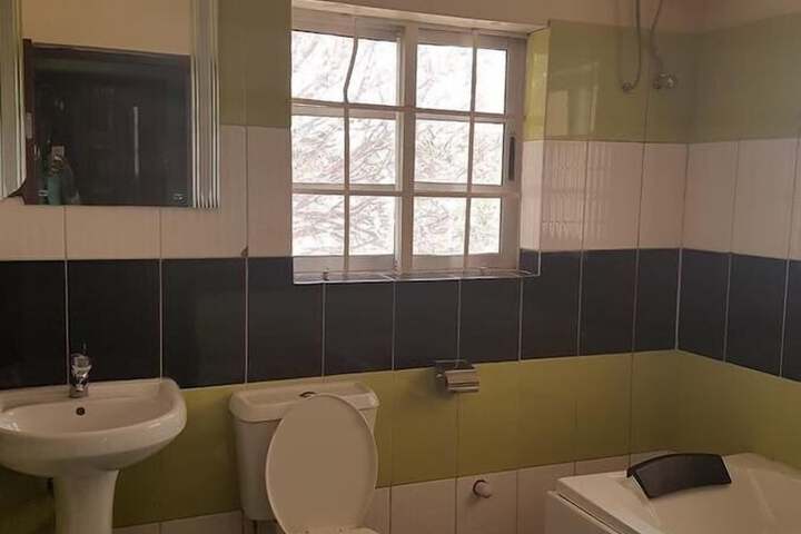 Room 15 of 21