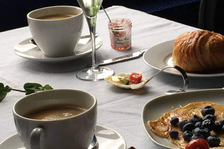 Breakfast/Coffee Service 41 of 63