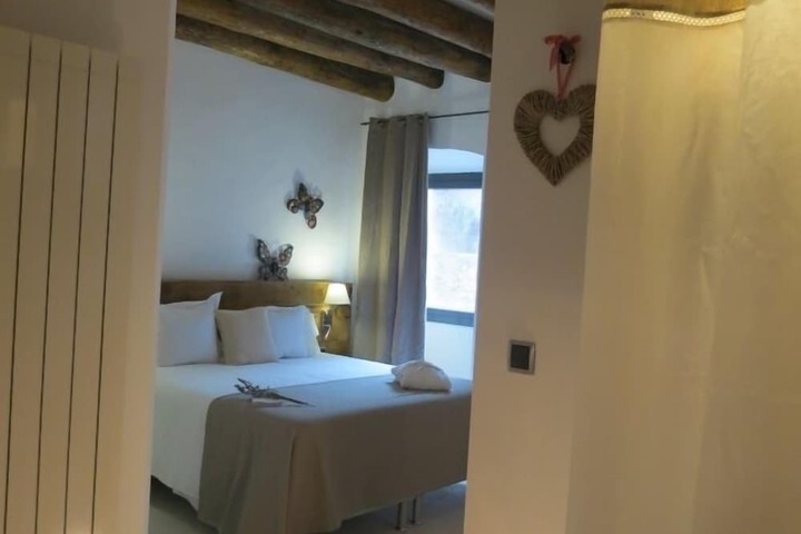 Room 10 of 121