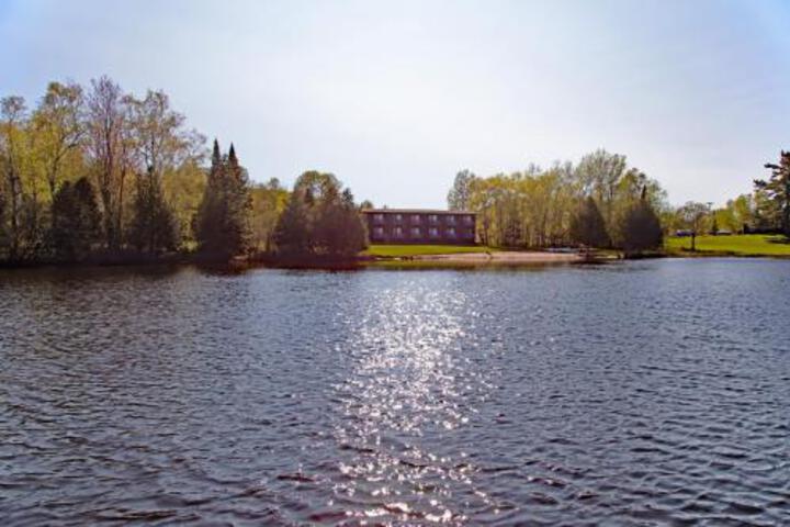 Image of Lake Fanny Hooe Resort 2 bed With Balcony #12 1 Bathroom Hot