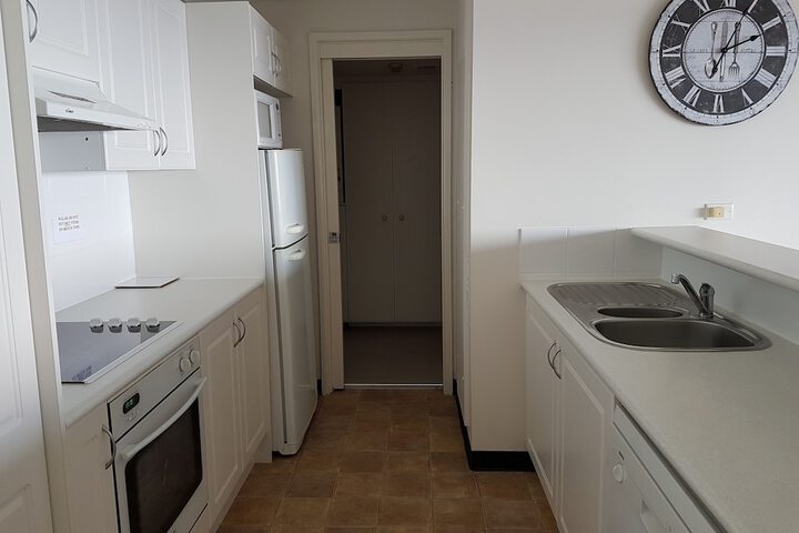 Room 5 of 139