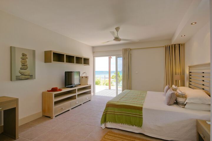 Room 10 of 42