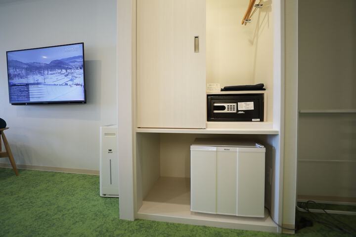 Room 14 of 45