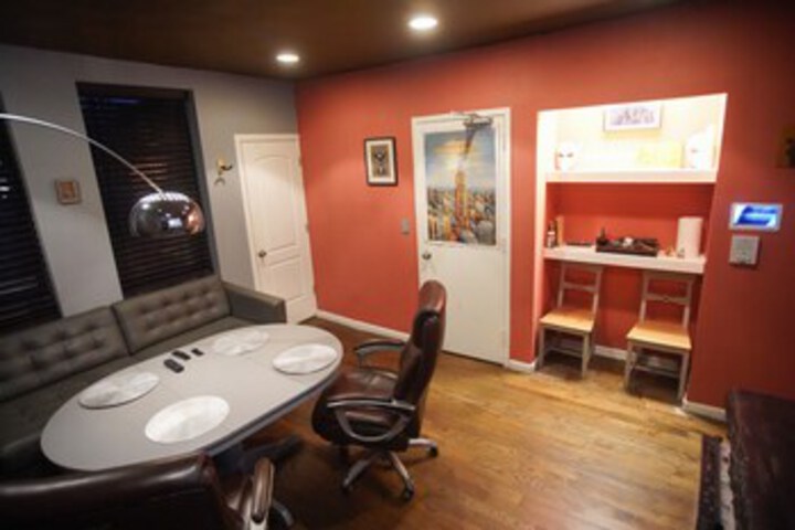 Room 68 of 79