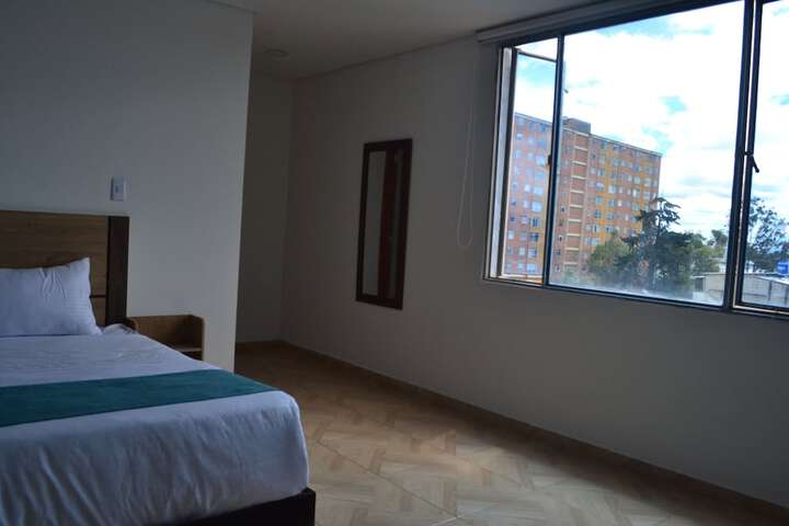 Room 6 of 24
