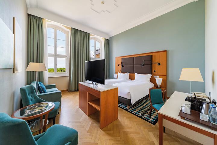 Room 26 of 139