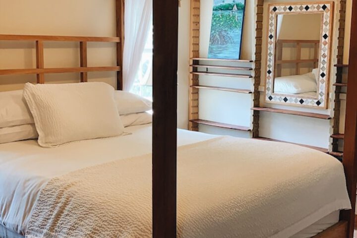 Room 4 of 60