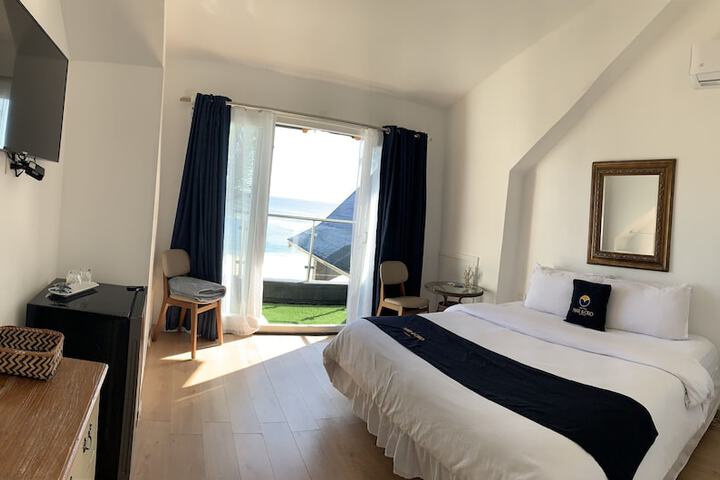 Room 25 of 50