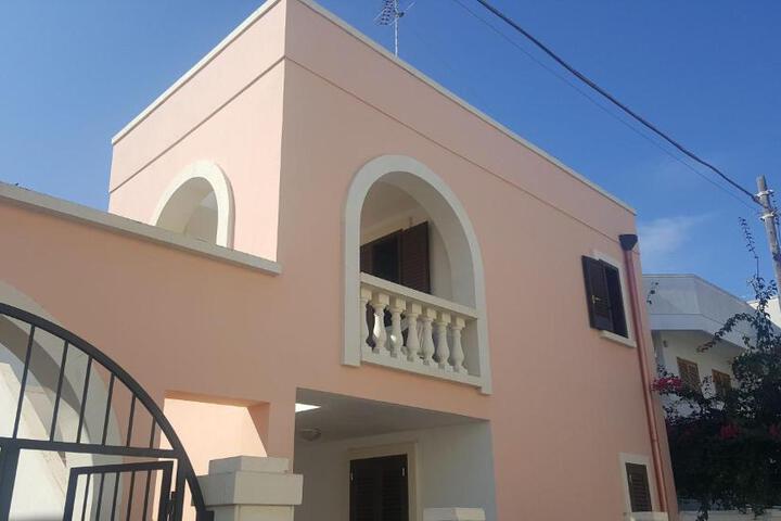 Bilocale centralissimo vista mare 29