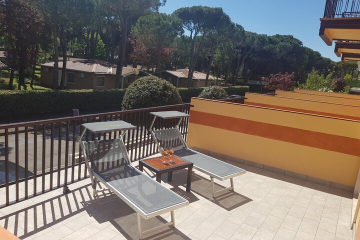 Terrace/Patio 9 of 35