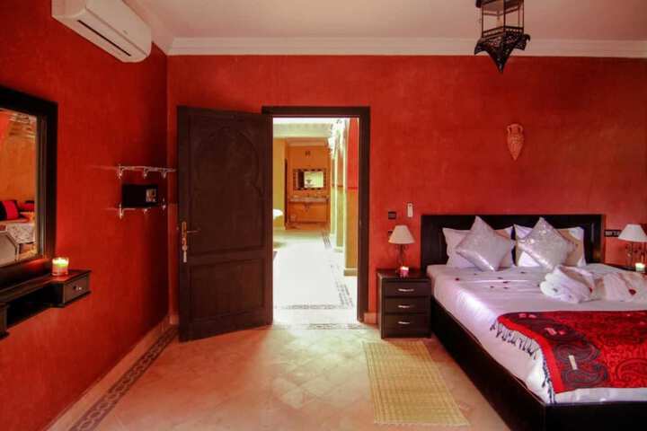 Room 4 of 56