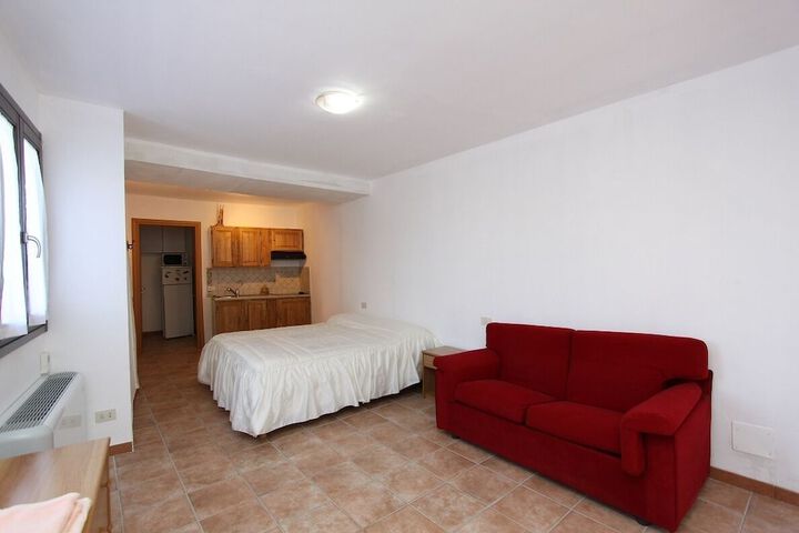 Room 34 of 35