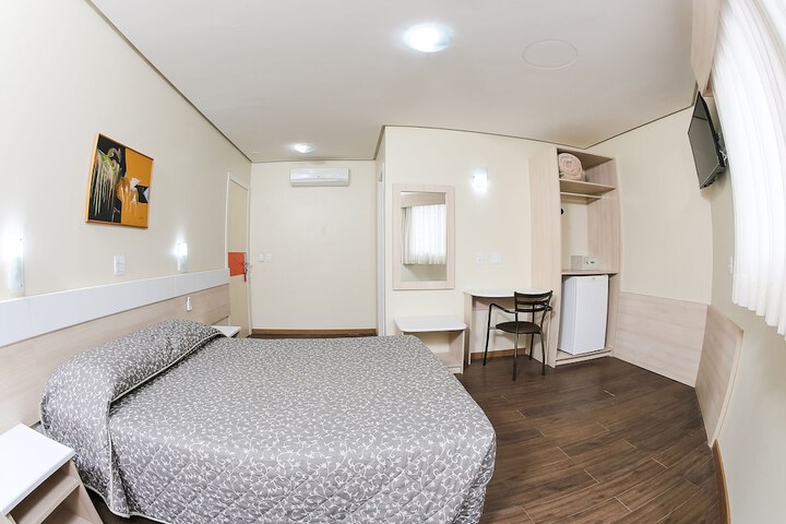 Room 19 of 31