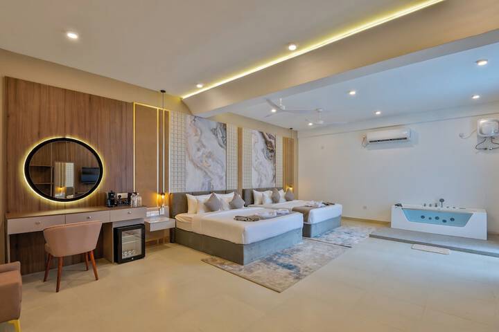 Room 20 of 74