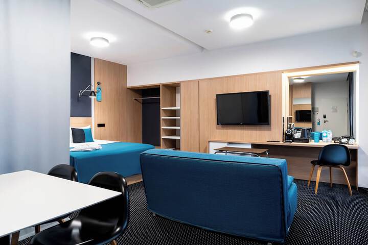 Room 29 of 63