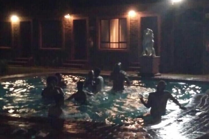 Pool 3 of 17