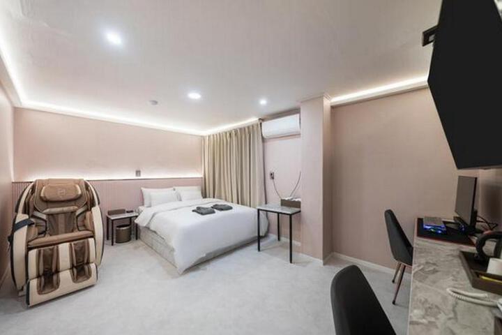 Seongnam Donkihotel