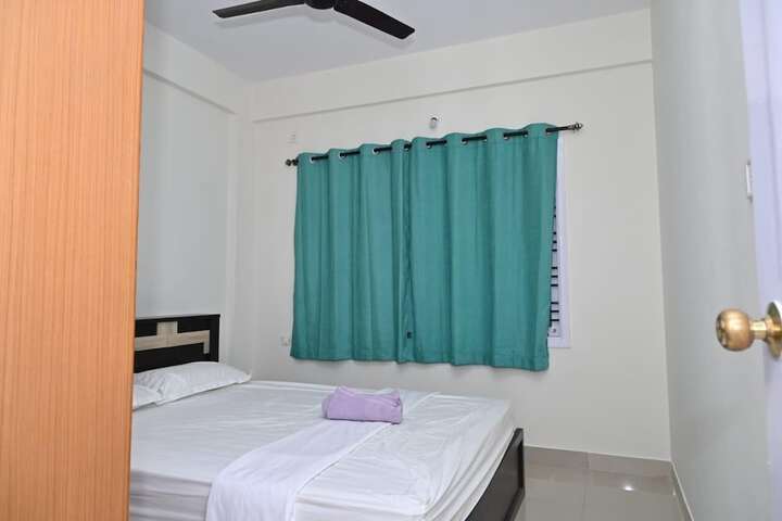 Room 3 of 14