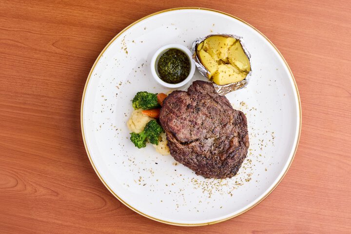 Dining 62 of 69