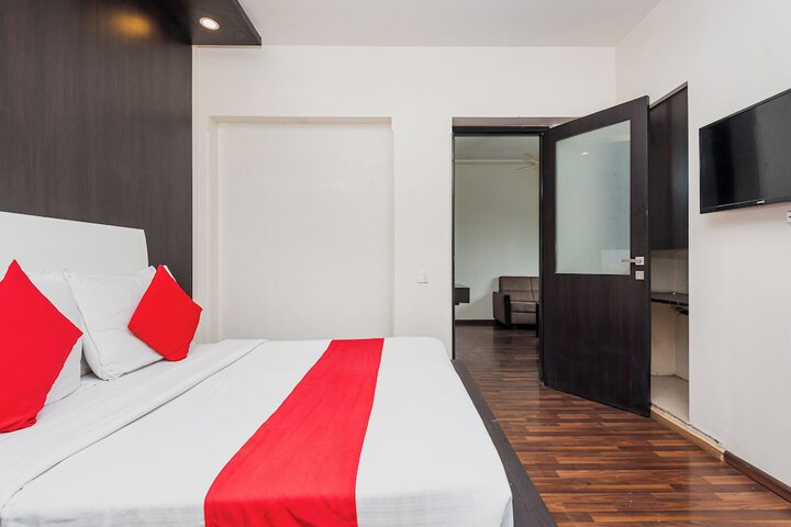 Room 47 of 90
