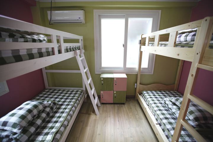 Room 21 of 66