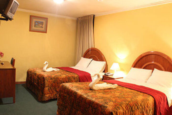 Room 14 of 28
