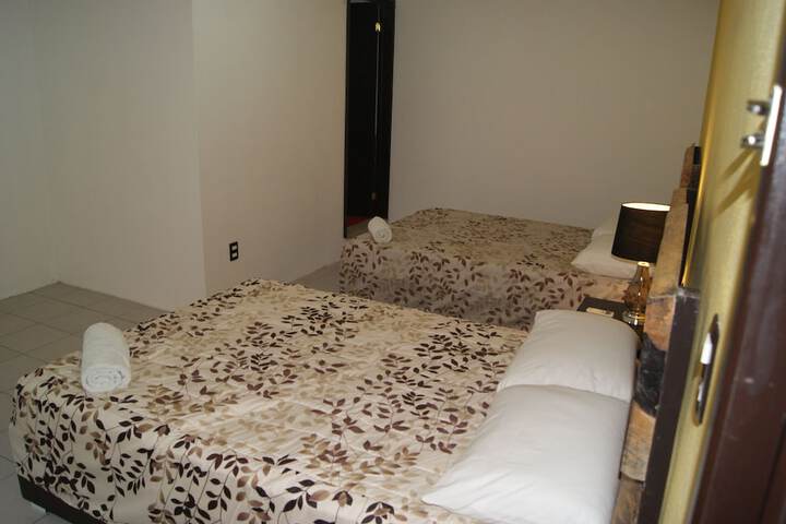 Room 9 of 39