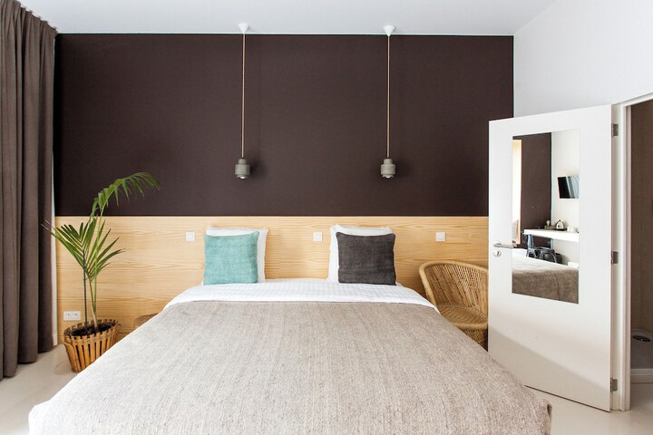 Room 14 of 48