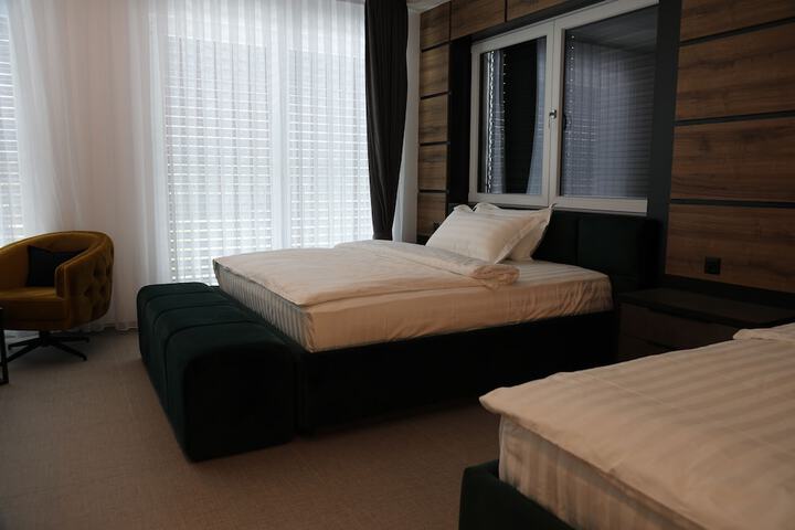Room 6 of 21