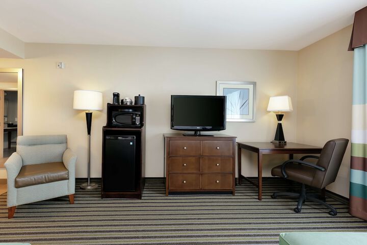 Room 15 of 34