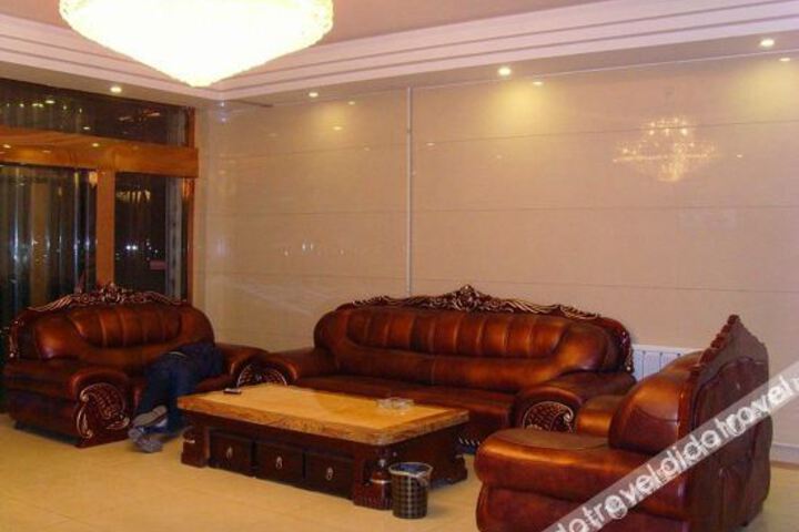 Hotel Interior 5 of 10